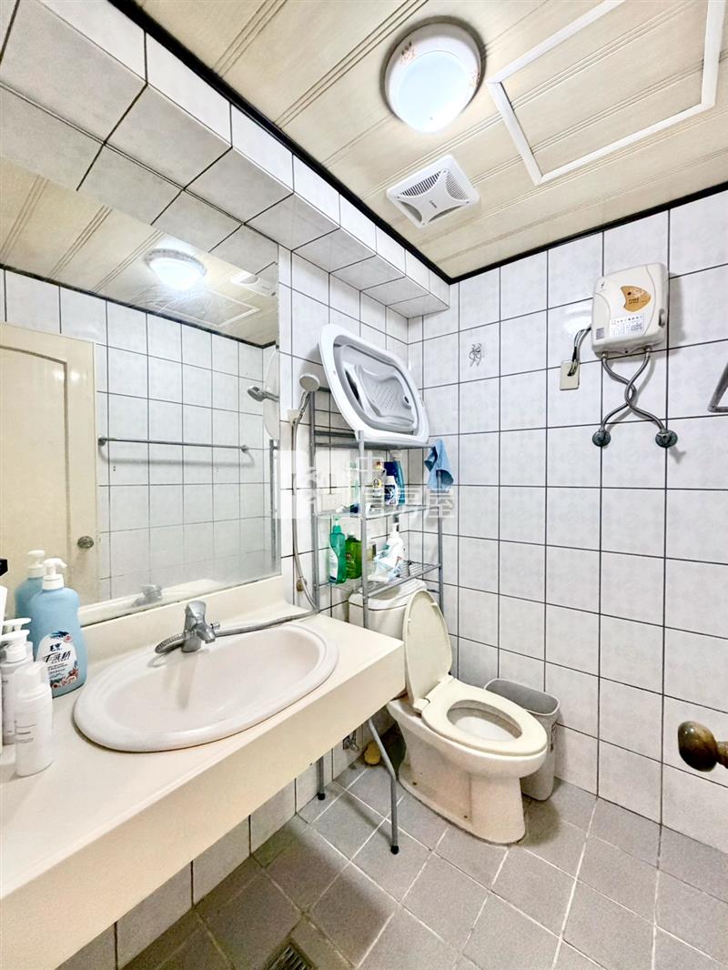 大業國中學區房最後一席房屋室內格局與周邊環境