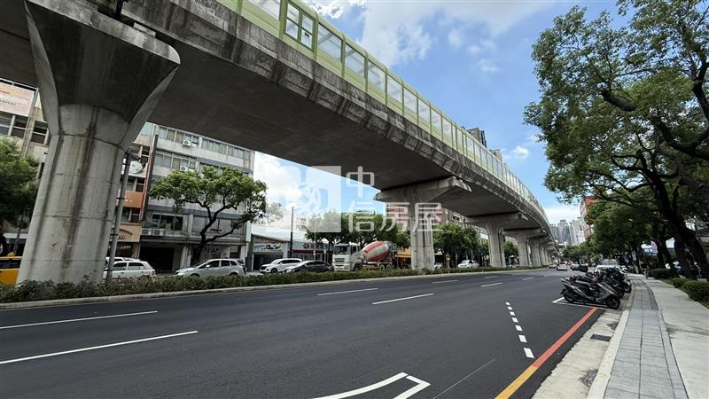 VVS1房屋室內格局與周邊環境