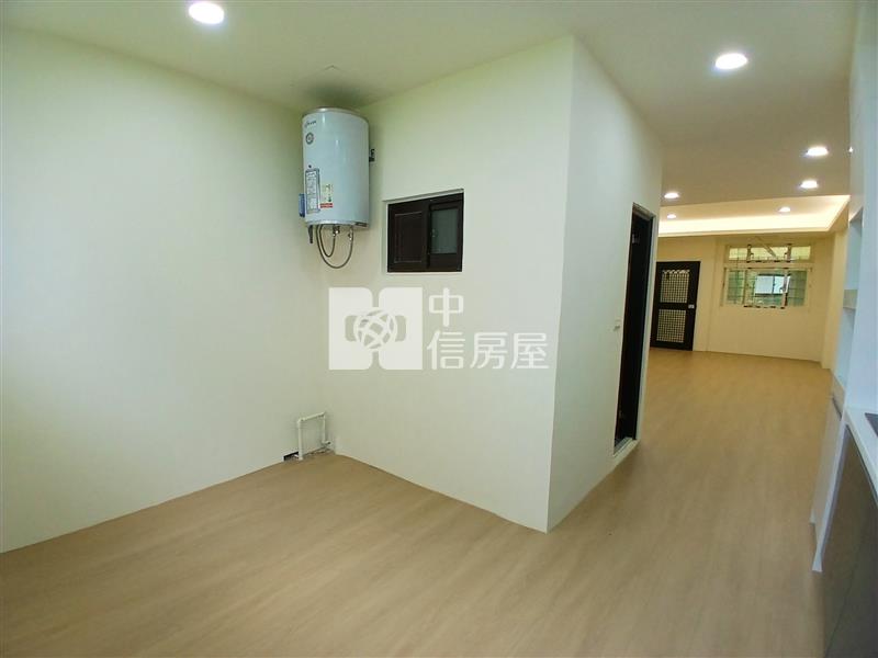 大園客運園區整新透天房屋室內格局與周邊環境