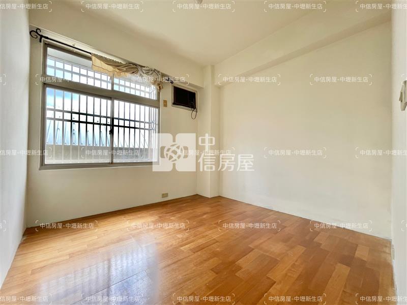 獅子林/南勢大潤發雙商圈超稀有底總價大4房車房屋室內格局與周邊環境
