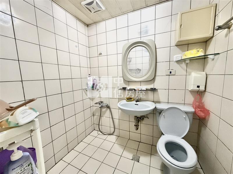 生活故事三房美寓房屋室內格局與周邊環境