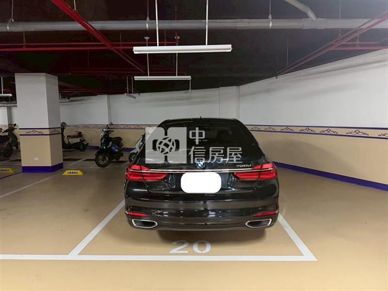 近中壢好市多輕屋齡三房車房屋室內格局與周邊環境