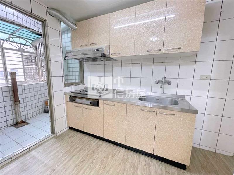 內壢環中商圈 三房車房屋室內格局與周邊環境