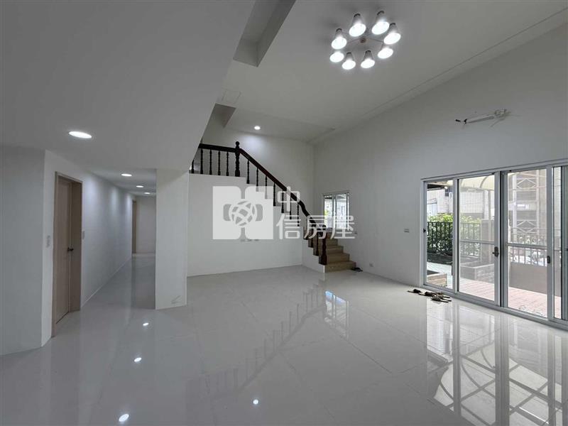 白天鵝一樓前後庭院挑高大四房房屋室內格局與周邊環境