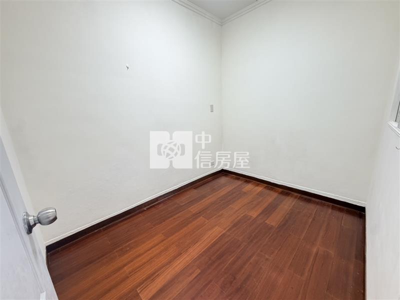 昕光之櫻|一房一廳小豪宅+平車 視野景觀戶房屋室內格局與周邊環境