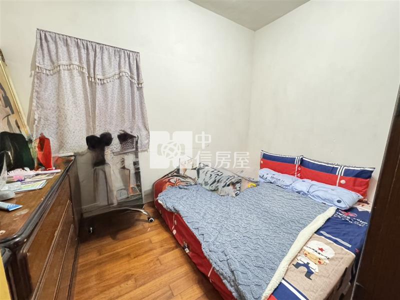 【安家】龍潭聖亭路旁一樓大面寬三房門前可停車房屋室內格局與周邊環境
