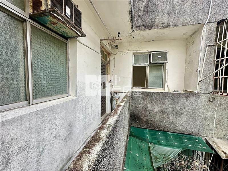 文華高中邊間三房捷運宅房屋室內格局與周邊環境
