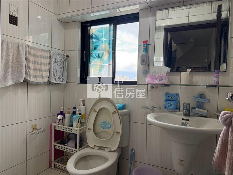 龍潭布查花園雙車透天房屋室內格局與周邊環境