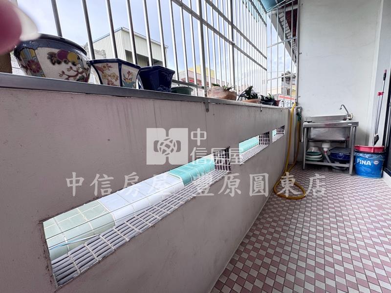 豐東全聯透天房屋室內格局與周邊環境