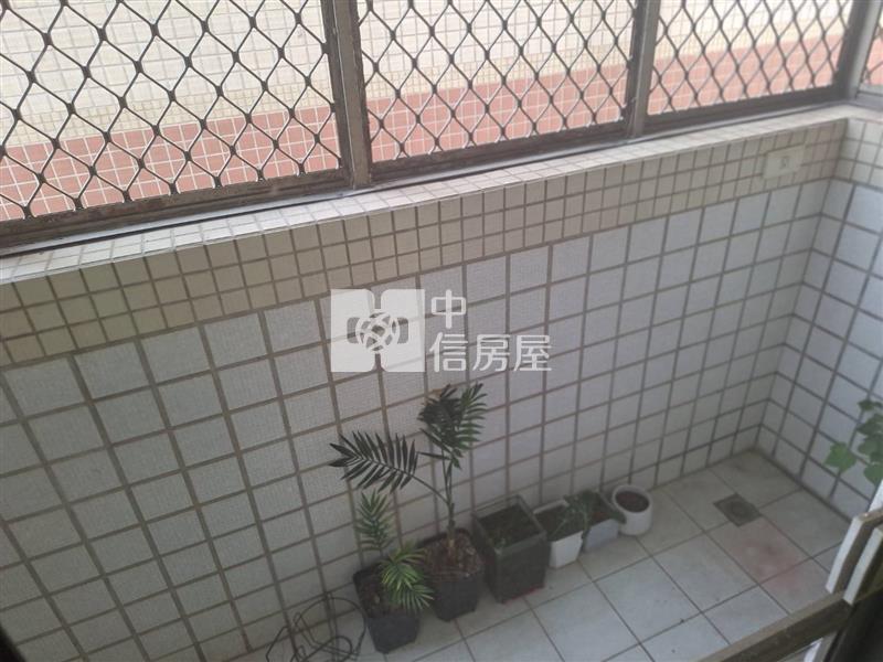 獨家!稀有方正大兩房|兩衛房屋室內格局與周邊環境