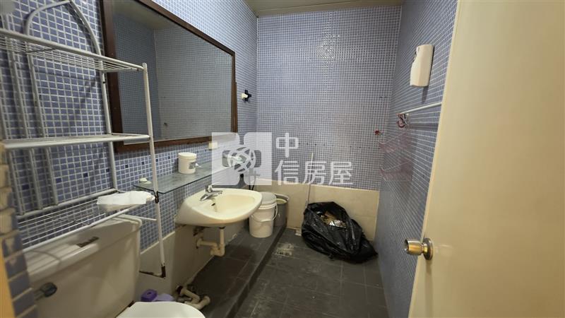 鑫聖中信-中壢夜市華廈一樓房屋室內格局與周邊環境