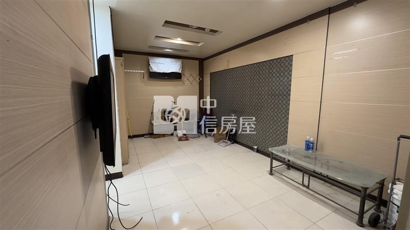 鑫聖中信-中壢夜市華廈一樓房屋室內格局與周邊環境