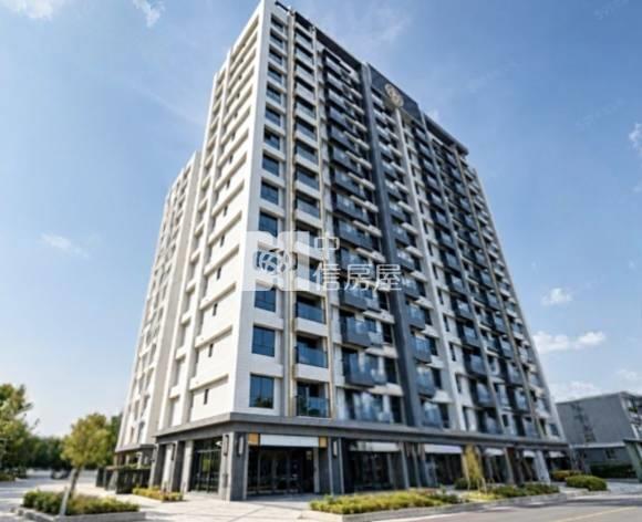 龍岡全新1F挑高2房車(露台戶)房屋室內格局與周邊環境
