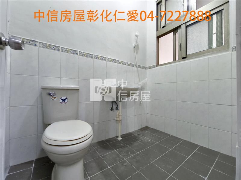 彰草路靜巷透天房屋室內格局與周邊環境