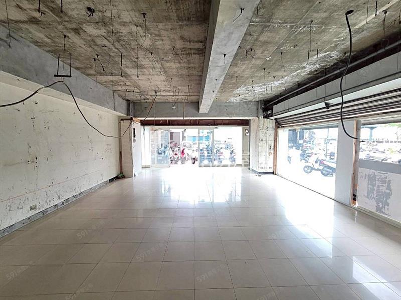 桃園藝文商圈傳家三角窗黃金店面王房屋室內格局與周邊環境