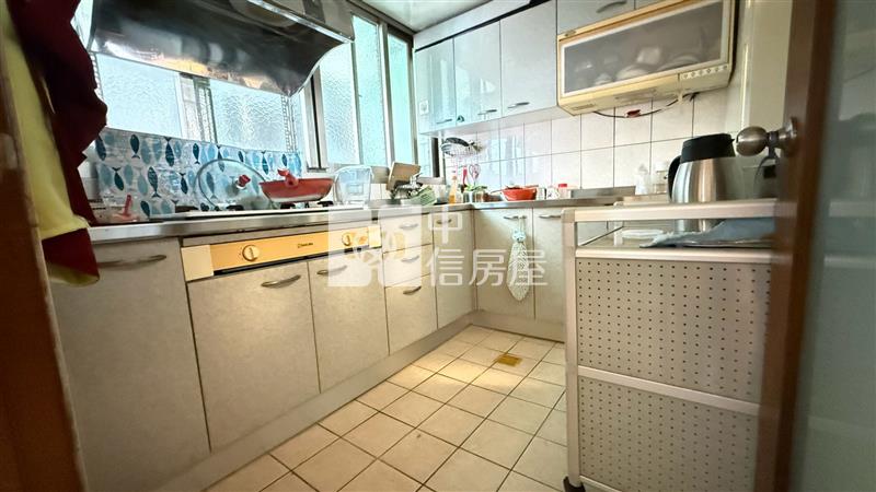愛三路頂好大樓房屋室內格局與周邊環境