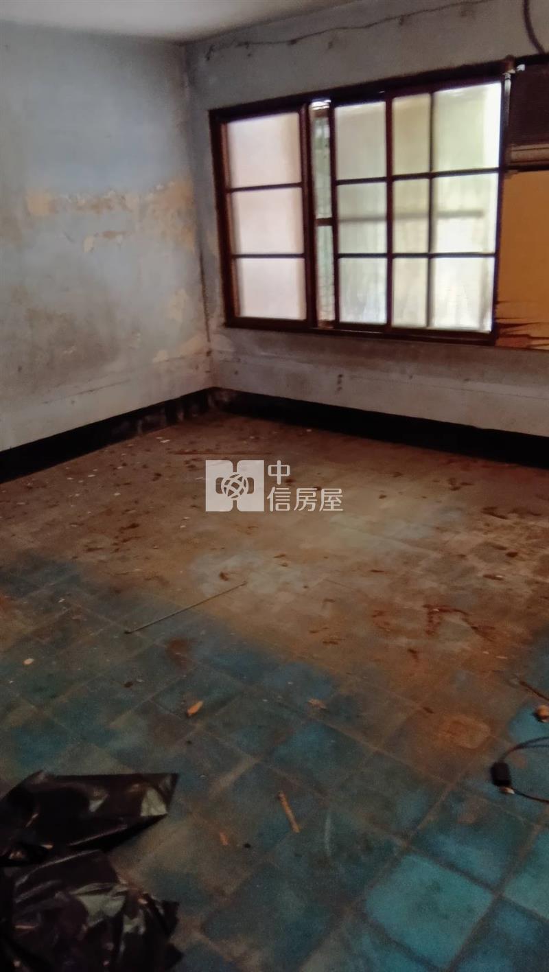 員林萬年路旁透天房屋室內格局與周邊環境