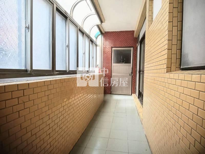 專/平鎮新榮路黃金三樓2+1全新整理非投資客房屋室內格局與周邊環境