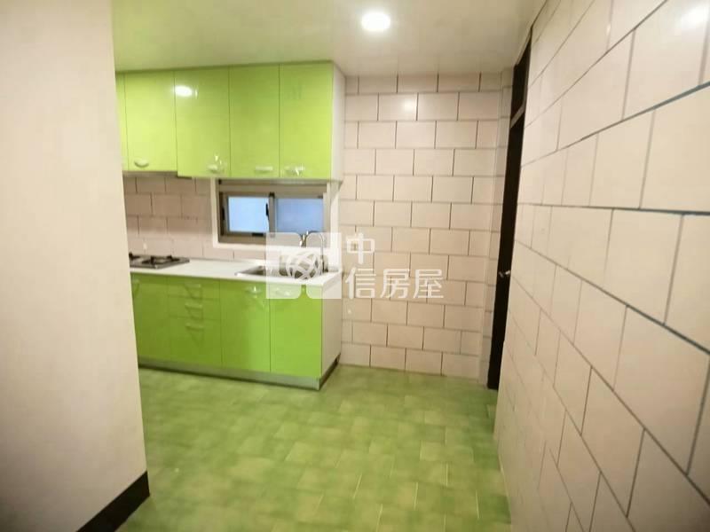 專/平鎮新榮路黃金三樓2+1全新整理非投資客房屋室內格局與周邊環境