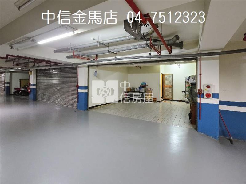 金馬路花園車庫別墅房屋室內格局與周邊環境
