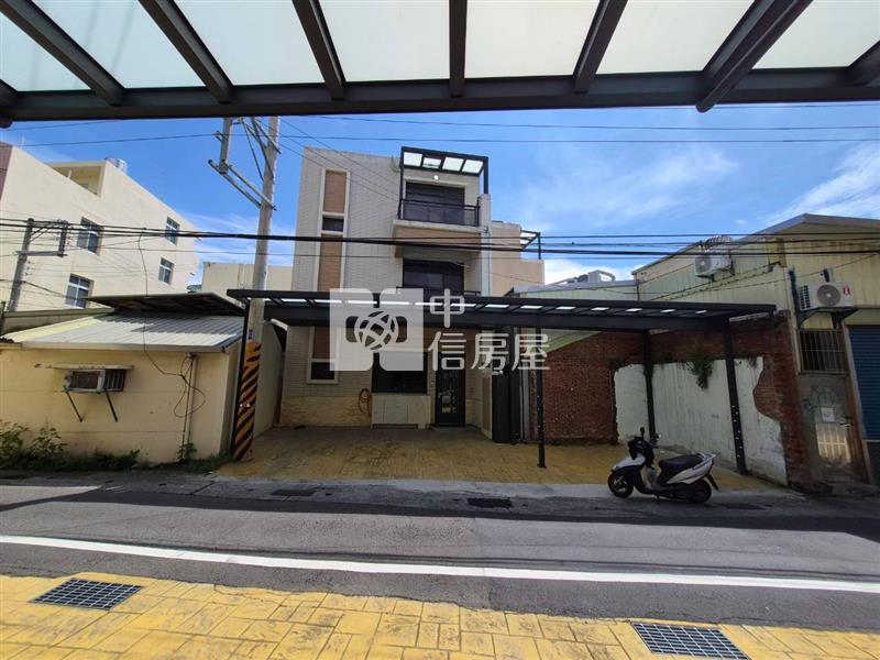 頭份自強路前庭大面寬3車孝親美墅房屋室內格局與周邊環境