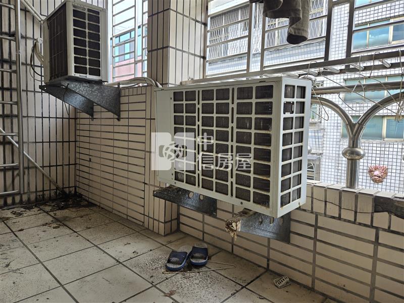 西園路前院停車別墅房屋室內格局與周邊環境