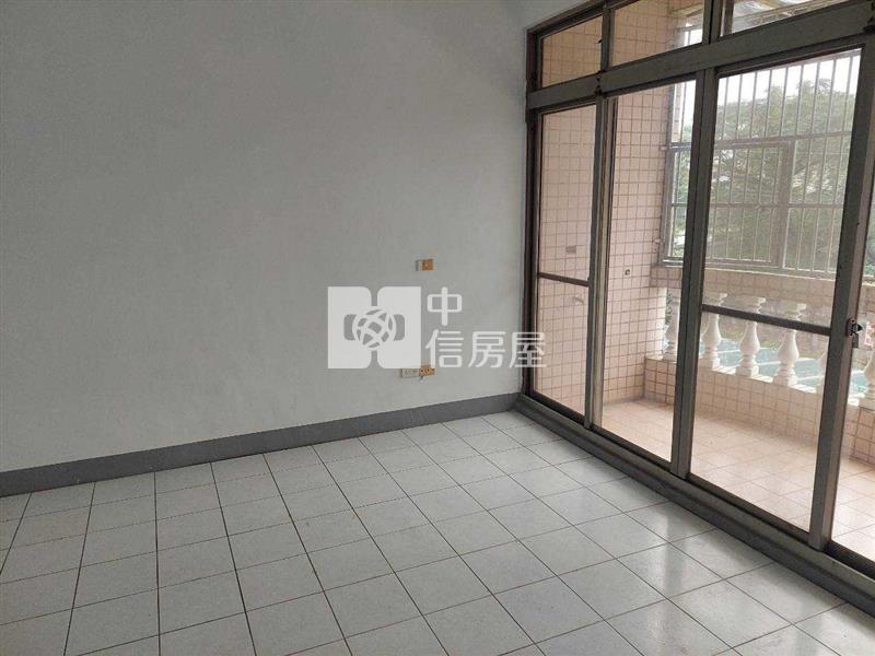 Y06.楊梅三代同堂透天厝【捷運新北園區站加盟店】房屋室內格局與周邊環境