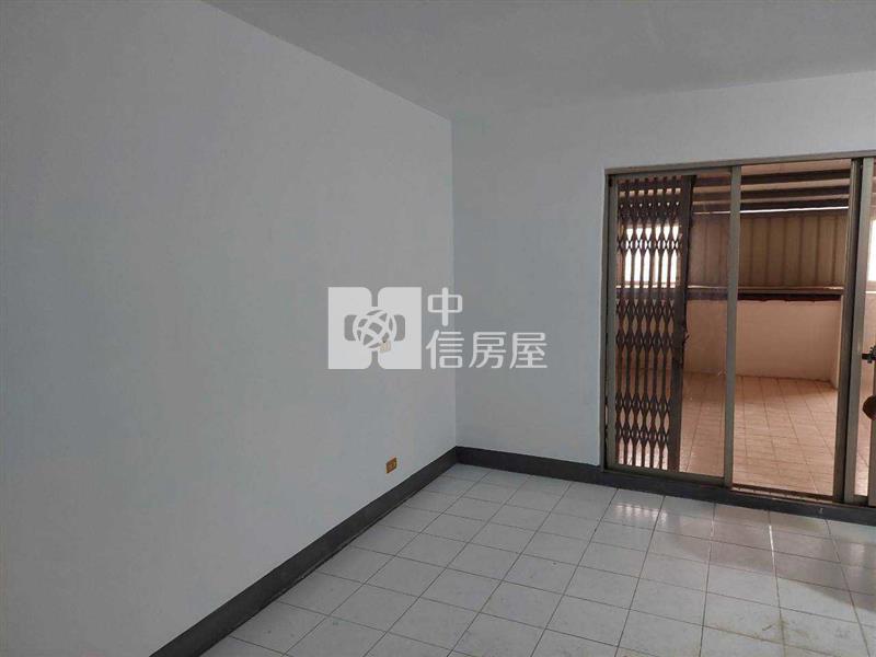 Y06.楊梅三代同堂透天厝【捷運新北園區站加盟店】房屋室內格局與周邊環境