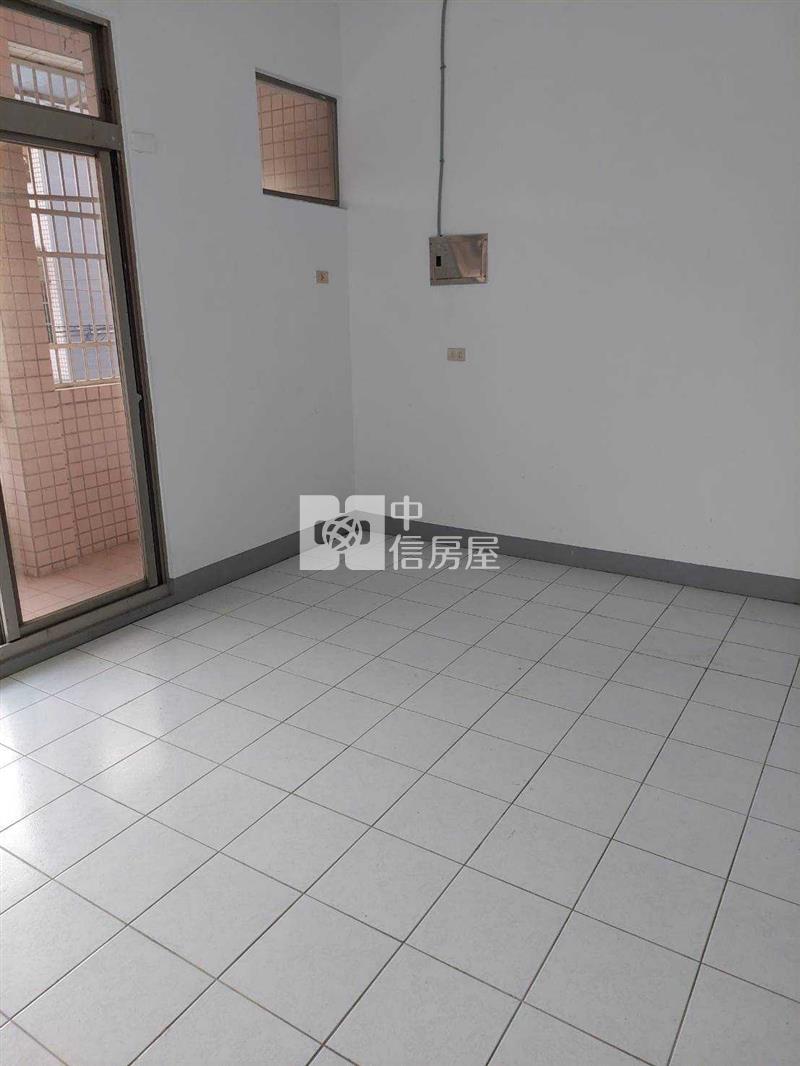 Y06.楊梅三代同堂透天厝【捷運新北園區站加盟店】房屋室內格局與周邊環境