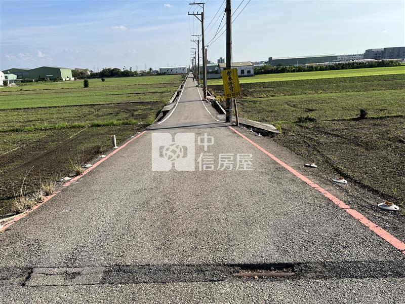龍井臨港東路旁稀有方正農地房屋室內格局與周邊環境