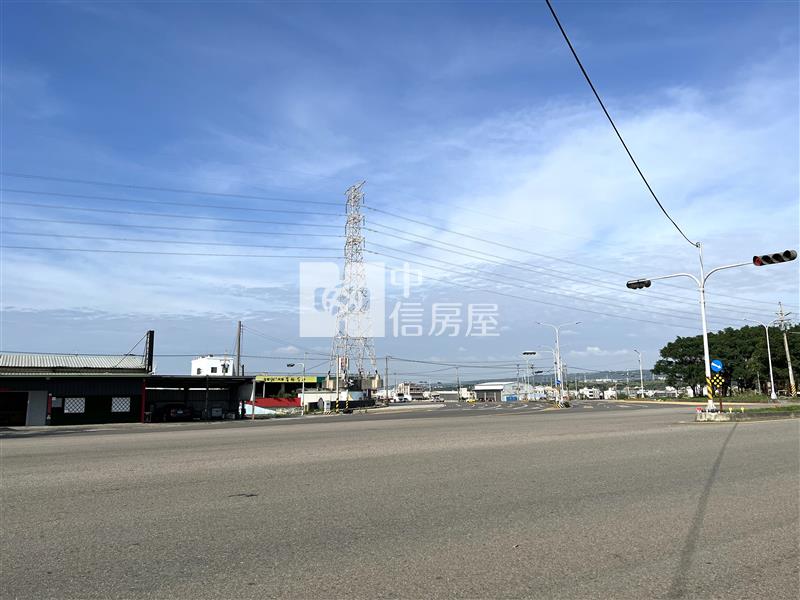 龍井臨港東路旁稀有方正農地房屋室內格局與周邊環境
