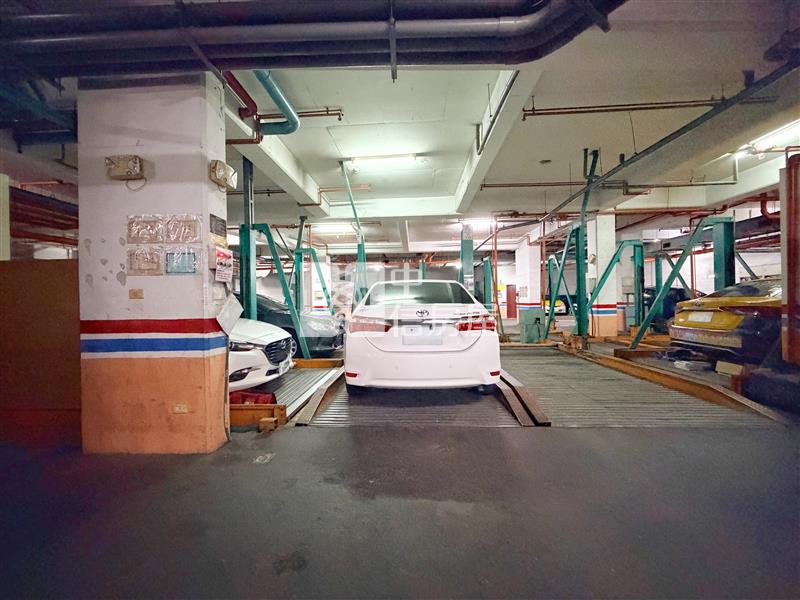 檸檬樹三房機上車位房屋室內格局與周邊環境