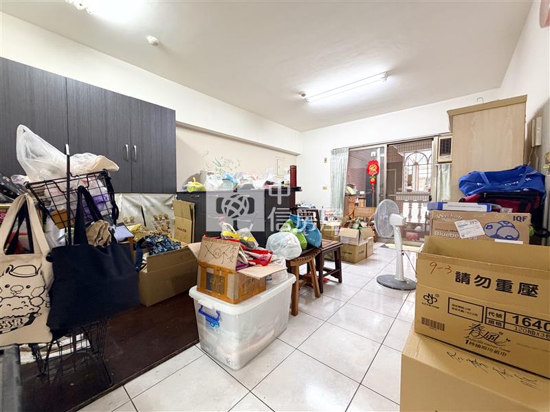 檸檬樹三房機上車位房屋室內格局與周邊環境
