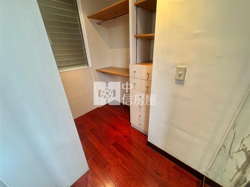 博愛路超大美三房房屋室內格局與周邊環境