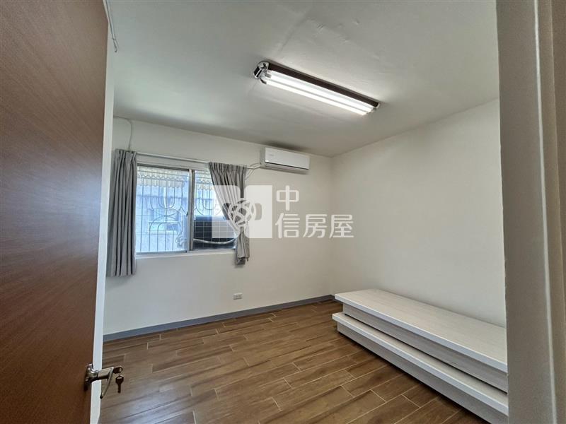 臨永華國小整新美美公寓房屋室內格局與周邊環境