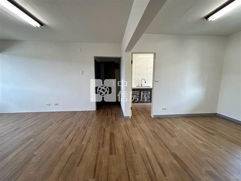 臨永華國小整新美美公寓房屋室內格局與周邊環境