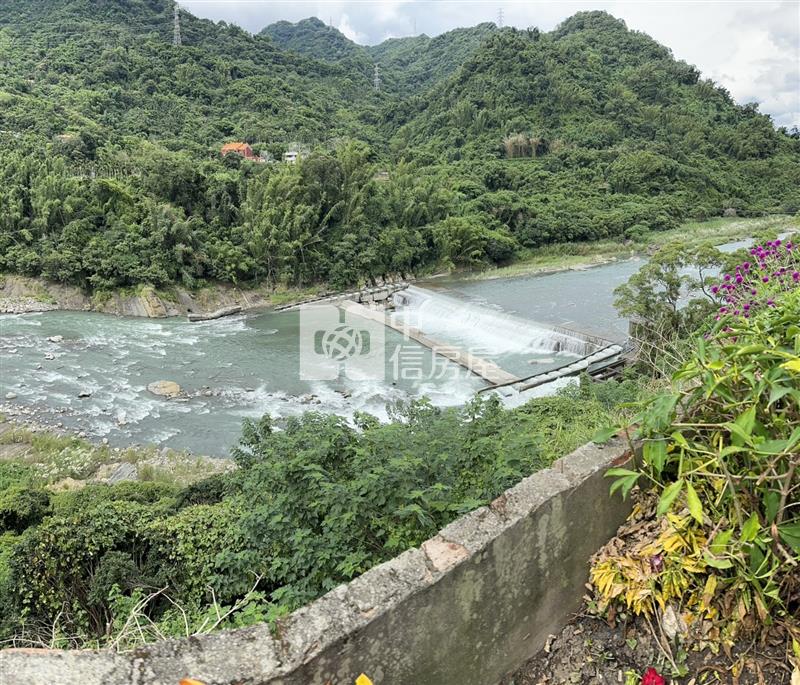 南投國姓雙福隧道旁農舍房屋室內格局與周邊環境