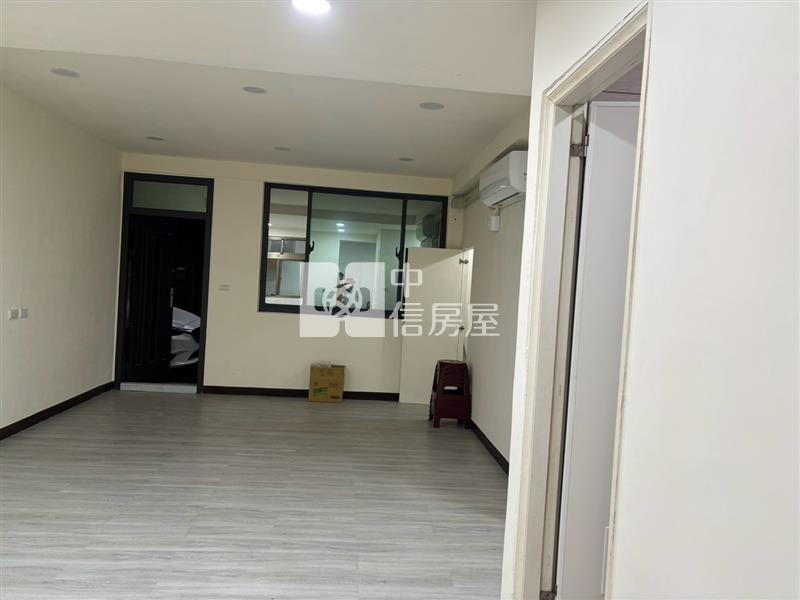南勢重劃區整新透天房屋室內格局與周邊環境
