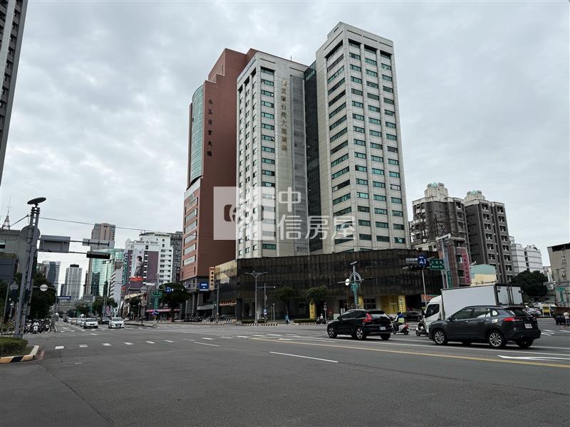 大通大美台灣大道268坪全新店霸房屋室內格局與周邊環境