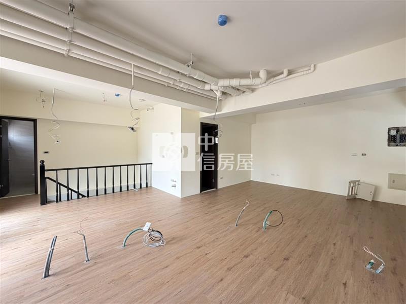 豐樂公園全新7米5大面寬樓店附超大露臺房屋室內格局與周邊環境