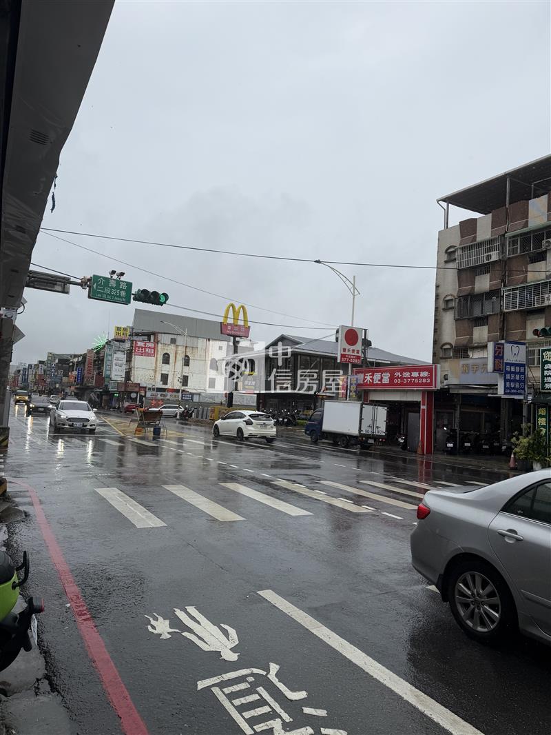 貴族別墅房屋室內格局與周邊環境