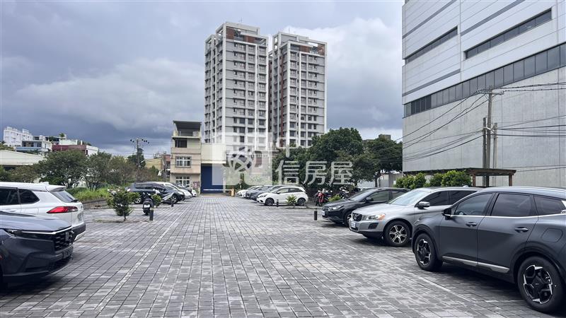【安家】專任-青城之戀挑高大陽台美2房車房屋室內格局與周邊環境