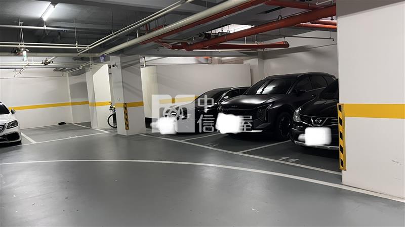 【安家】專任-青城之戀挑高大陽台美2房車房屋室內格局與周邊環境