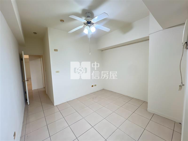 火車站第三市場低公設大三房房屋室內格局與周邊環境