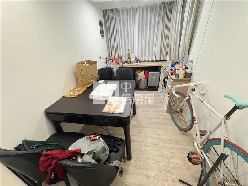 中國醫兩房精緻裝潢美屋房屋室內格局與周邊環境