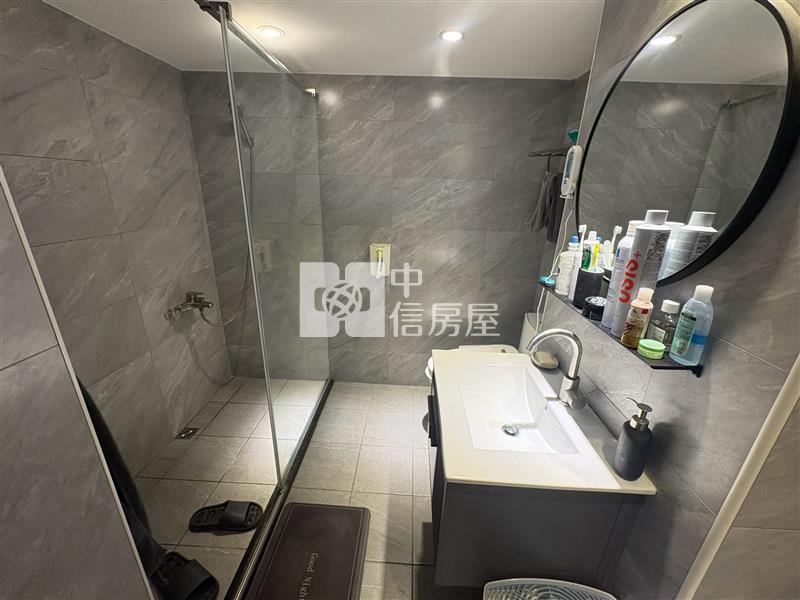 中國醫兩房精緻裝潢美屋房屋室內格局與周邊環境
