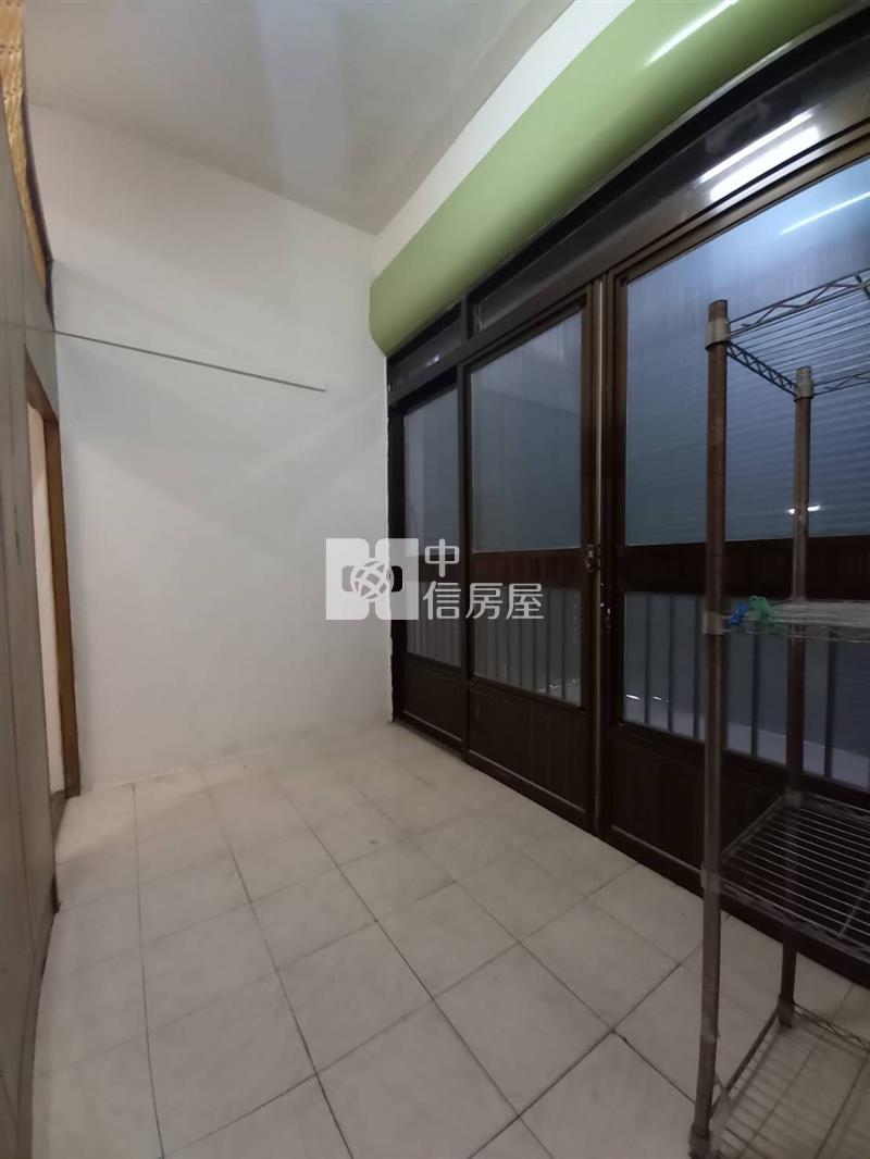 六甲龜子港乙種建築用地房屋室內格局與周邊環境