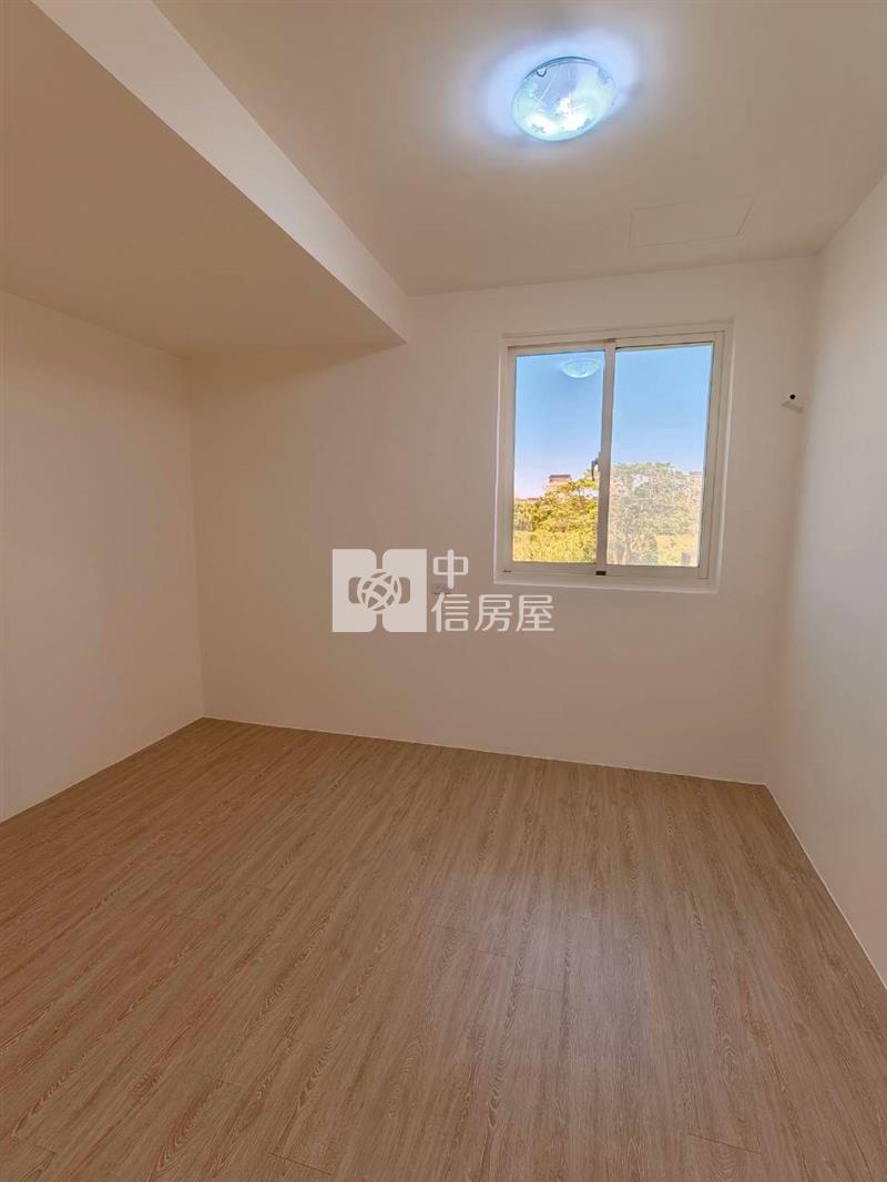 平鎮東安國中全新整理美透天~側邊好停2車房屋室內格局與周邊環境