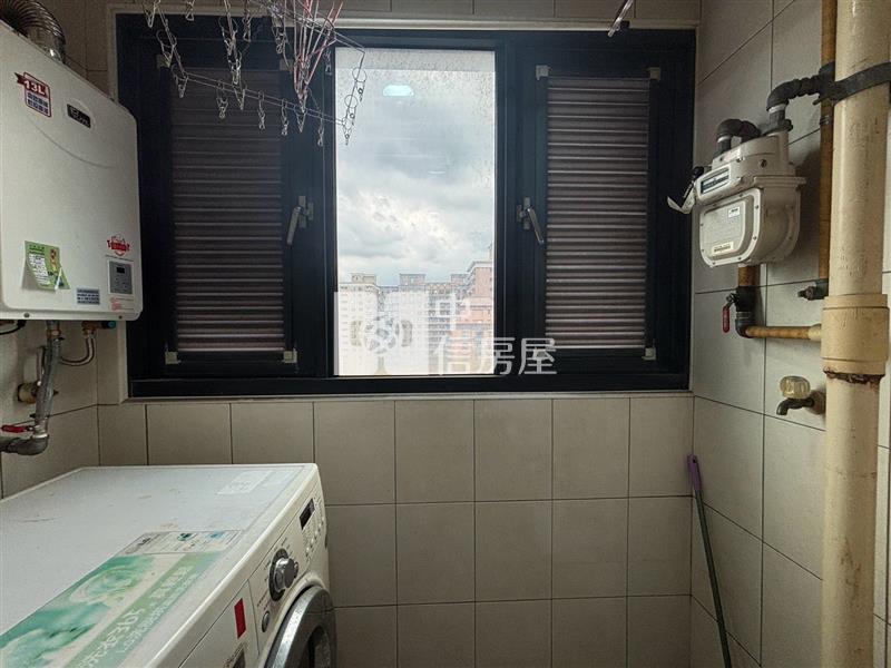 龍安商圈鉑金兩房車房屋室內格局與周邊環境