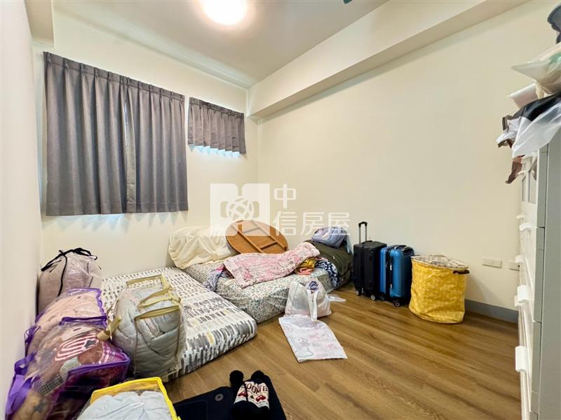 草屯富林君心震後別墅房屋室內格局與周邊環境